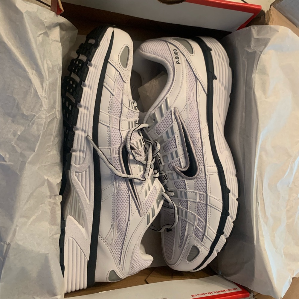 Nike Men's P-6000 sneakers